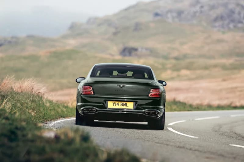 Фототур по Bentley Flying Spur 2027 года