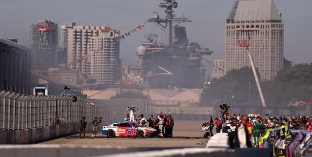 Гонка NASCAR на военно-морской базе требует улучшений, говорят соперники