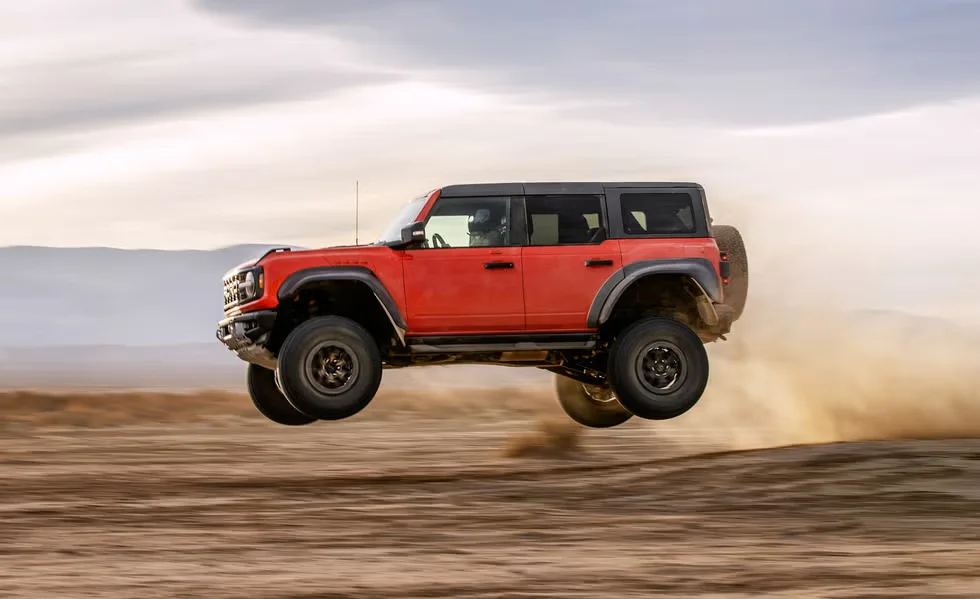 Неудача! Исполнительный директор Ford заявил, что Ranger и Bronco не получат версии R-Rated Raptor