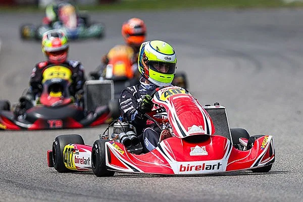 Эмануэль Май на подиуме в Ампфинге – успехи Solgat Motorsport на DKM