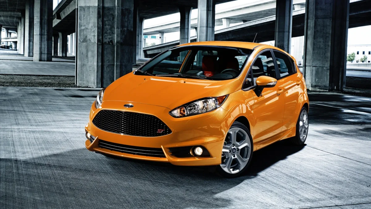 Ford утверждает, что отказ от седанов был «абсолютно» правильным решением. Тем не менее, он может вернуть их