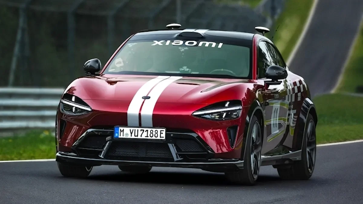 990 лошадиных сил, без водителя: автономный Nürburgring Xiaomi YU7 GT
