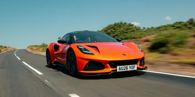 Emira 420 Sport: Возрождение любви к Lotus