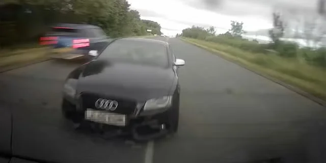 Подросток на Audi S5 разгоняется до 140 миль в час, прежде чем его остановила полиция