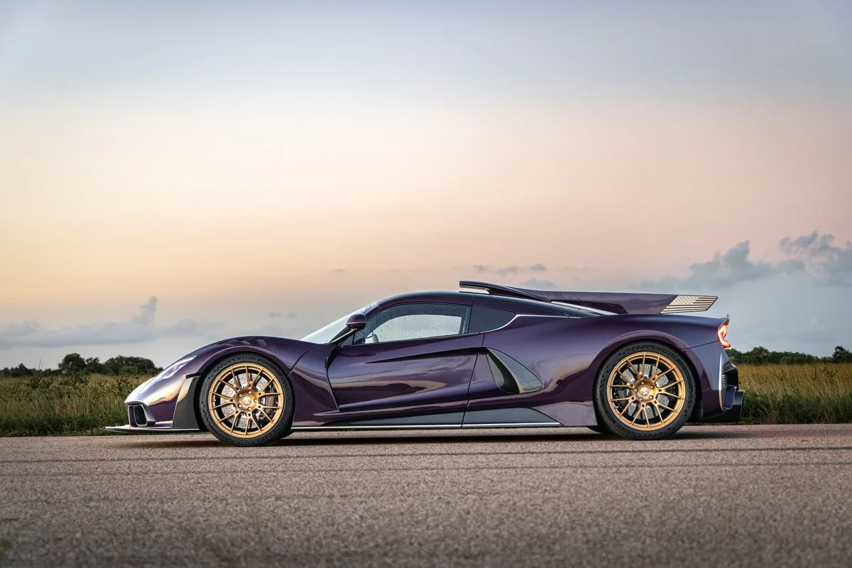 Hennessey Venom F5-M: самая мощная суперкар с механической коробкой передач в мире