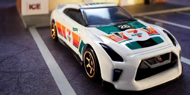 Специальный Nissan GT-R от 7-Eleven: идеальное сочетание