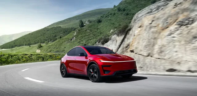 Иск на $10 миллионов против Tesla после аварии во время тест-драйва Model Y